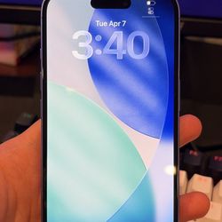 iPhone 16 || Blue (Unlocked)