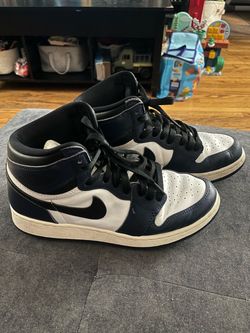 Jordan 1 Retro High Midnight Navy Size 6.5y