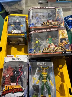 Action Figures Marvel Legends DC NEW READ