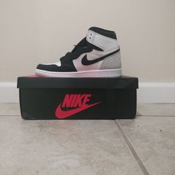 Air Jordan 1 Retro High Stage Haze