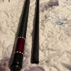 McDermott Lucky Cue With Jakobi Carbon Fiber Shaft 