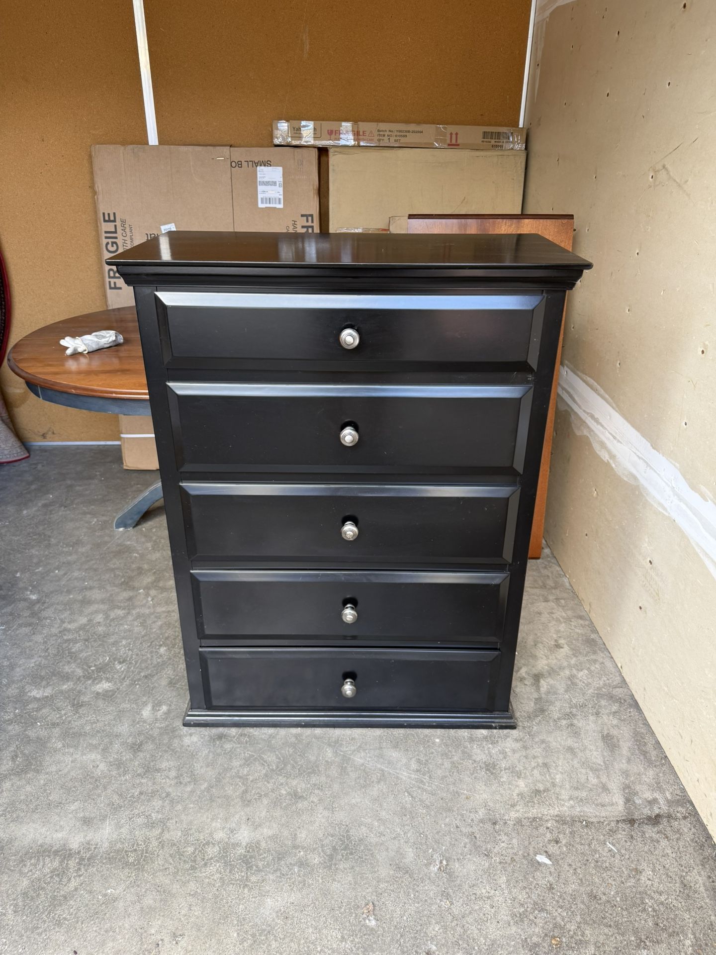 Dresser