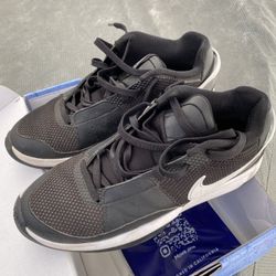 Nike Ja Size 10