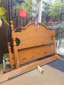 Queen head board