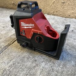 Milwaukee M12 12-Volt Lithium-lon Cordless 250 ft. Green 3-Plane Laser Level(Tool only)