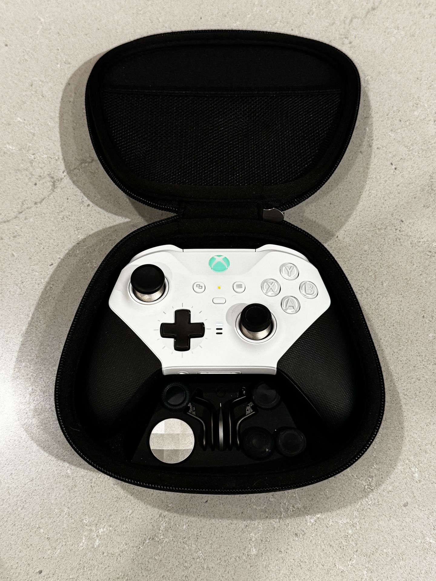 Xbox Elite Series 2 Core Wireless Gaming Controller – White Series X|S, One, Windows PC, Android, and iOS