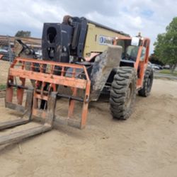 JLG 1255 Reach Forklift 