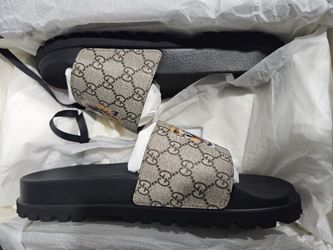 Gucci GG Supreme Roaring Tiger Slides Size 10