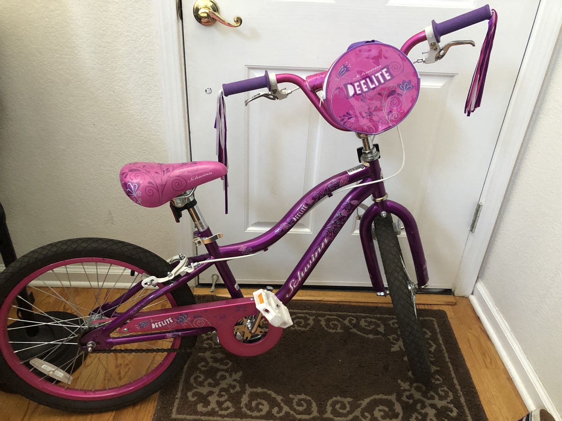Child’s Bike/Bicycle Schwinn