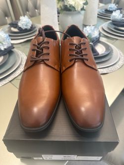 Men’s dress shoes