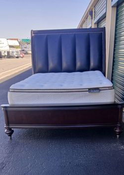 QUEEN BED WITH BOX AND MATTRESS