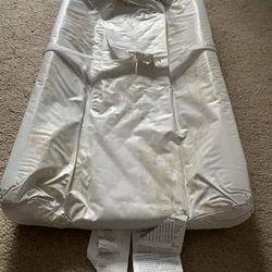 Changing Table Pad With Belt