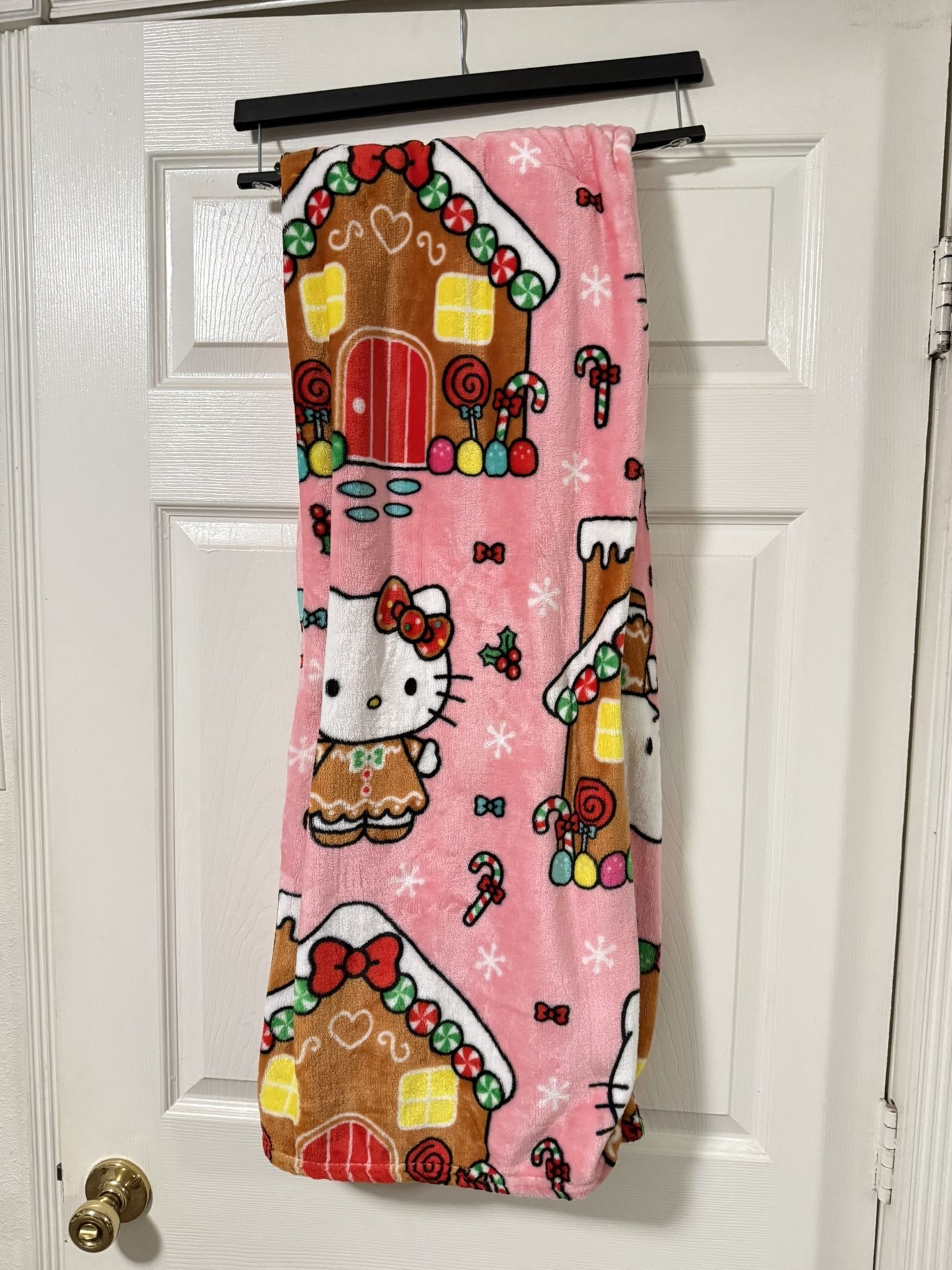 Hello Kitty Blanket