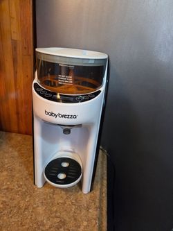 Baby Brezza Formula Pro Bottle Maker