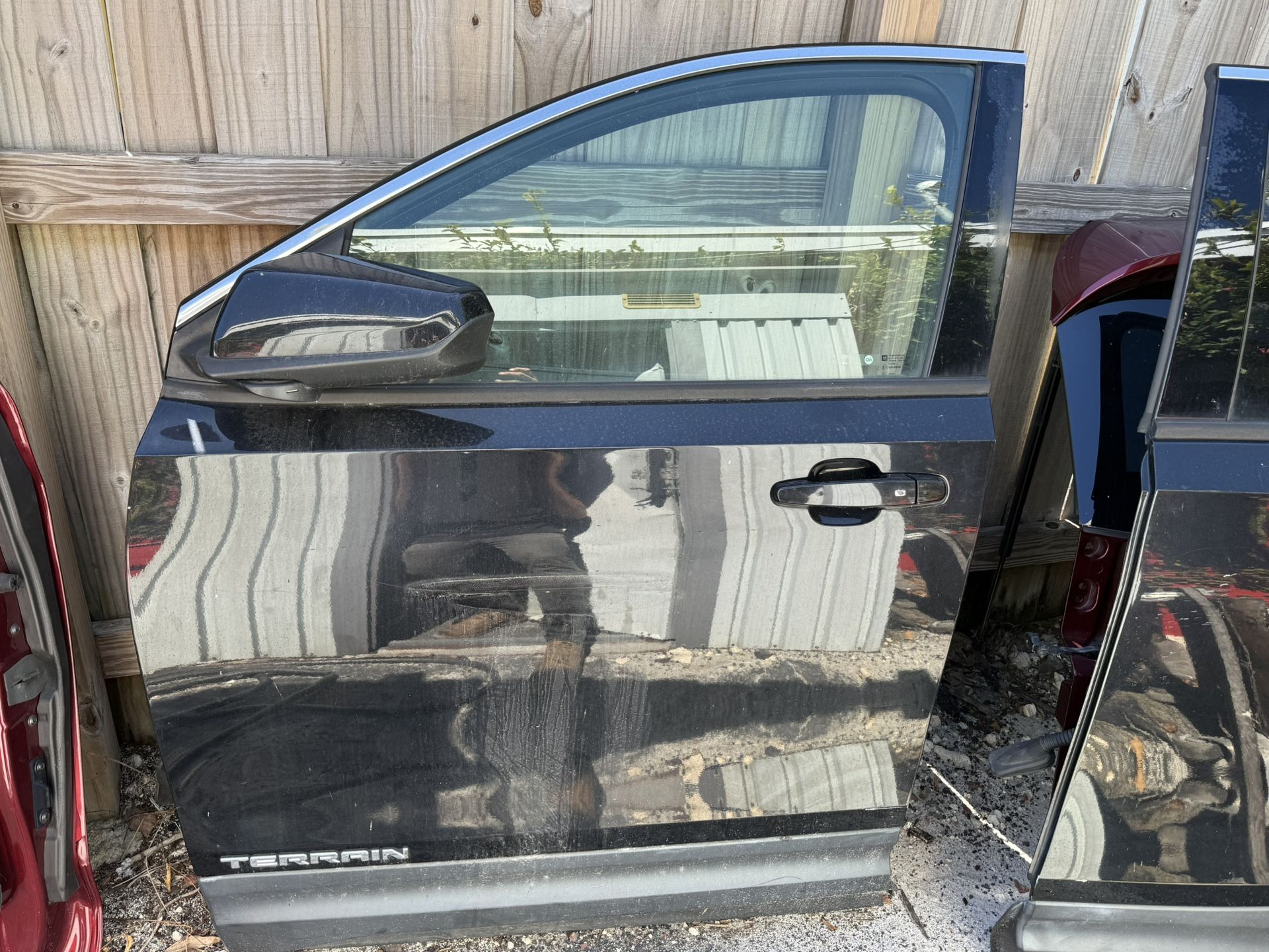 2020 GMC Terrain Driver's Door Assembly