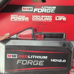 Milwaukee M18 Fuel Battery HD 12.0 Forge