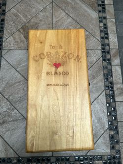 Corazon Tequila Blanco 100% Blue Agave Wooden Box Set