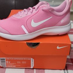 Nike Girls Sneakers 