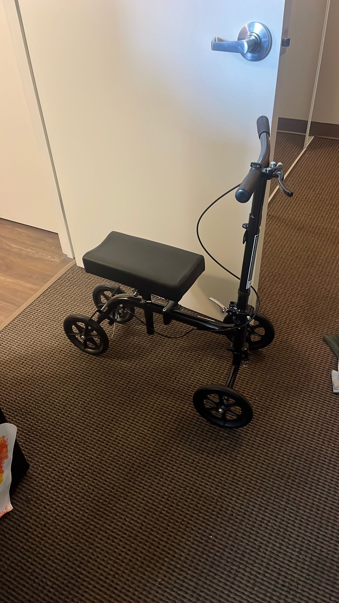 Knee Scooter