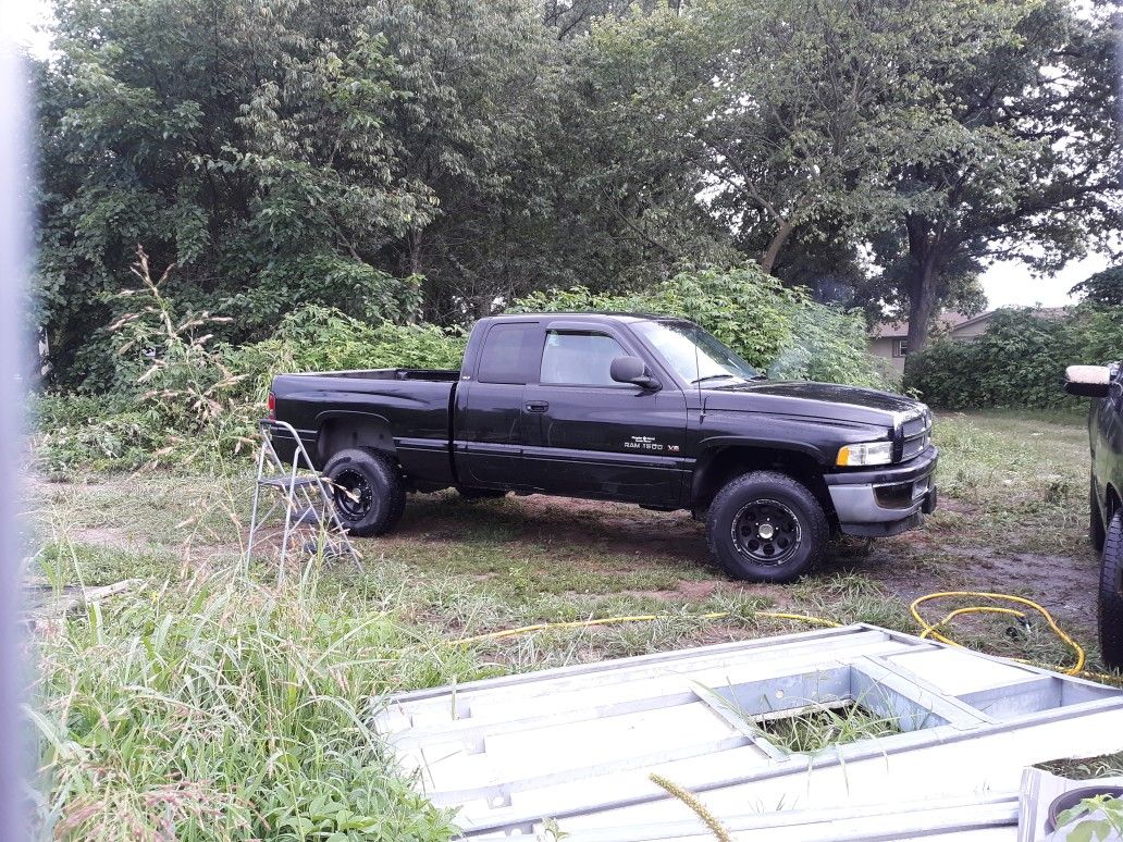 1998 Dodge Ram 1500 Club Cab