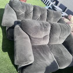 Matching Couch And Love Seat