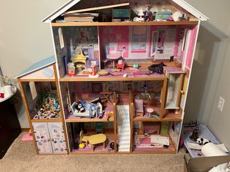 Doll house