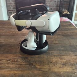 META Quest 2 VR Headset (Comes With Stand)