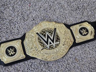 Mattel WWE World Heavyweight Championship Toy Belt Plastic Youth Belt