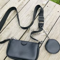 black crossbodybag