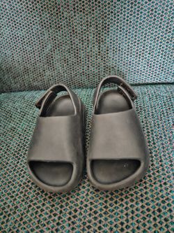 Toddler Black Slides