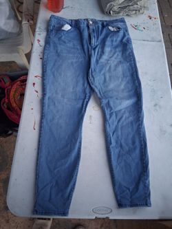Forever 21 jeans size 16