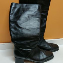 NEW
REGENCE CANADA WOMEN'S BLACK LEATHER SIDE ZIP KNEE HIGH INSULATED BOOTS SIZE 11D