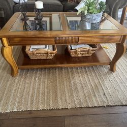 coffee table and 2 end tables