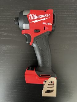 Milwaukee M18 Fuel Brushless Impact Driver