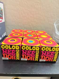 Needoh color change ball