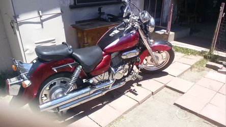 Hyosung GV250