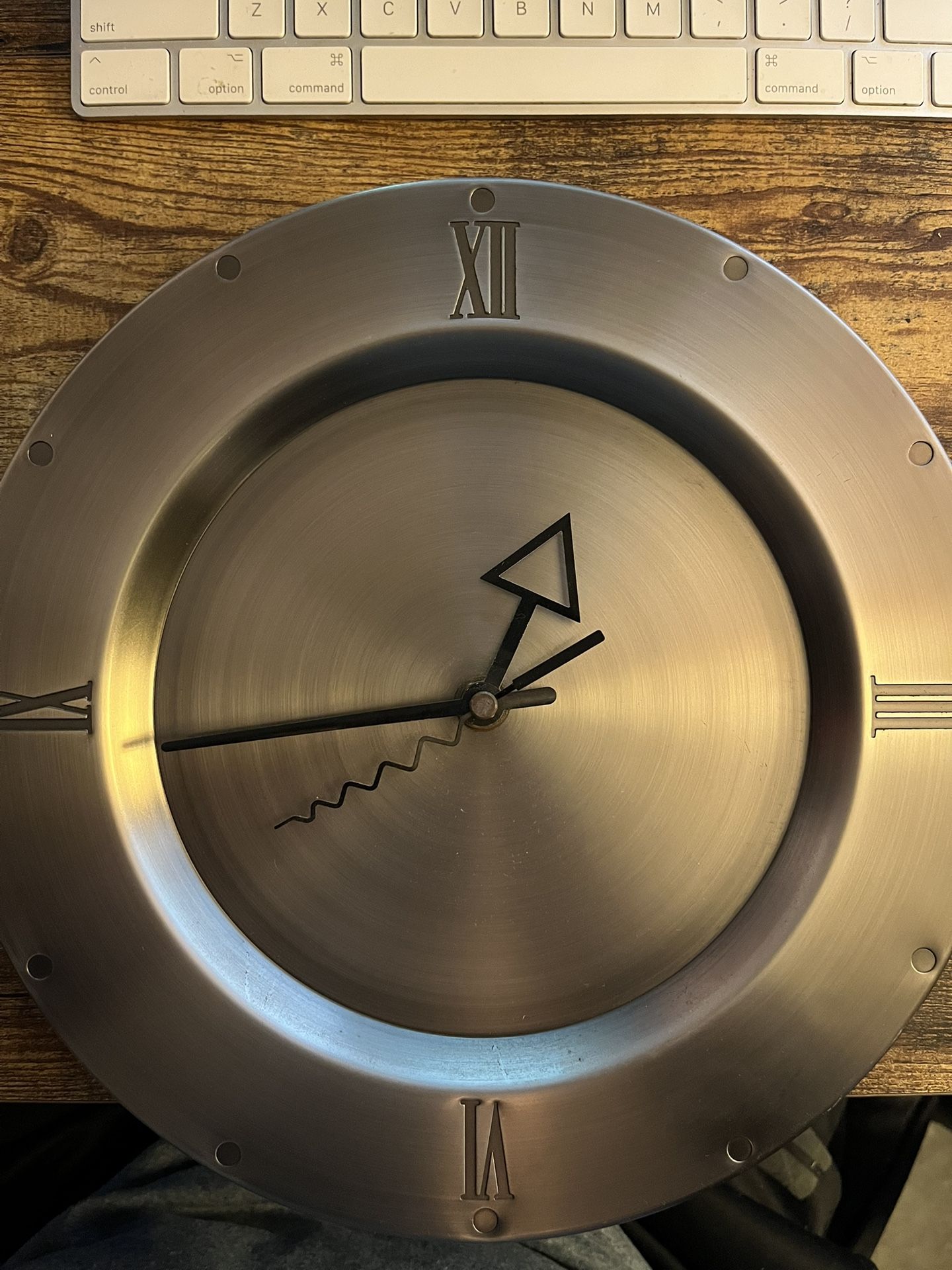 Skytimer Silver Solid Metal Wall Clock 10” Works And Tested , Pre Owned