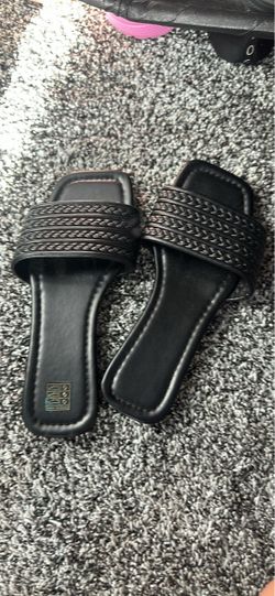Black sandals