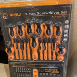 Torelli 39 Piece Screwdriver Set W/storage Rack New 