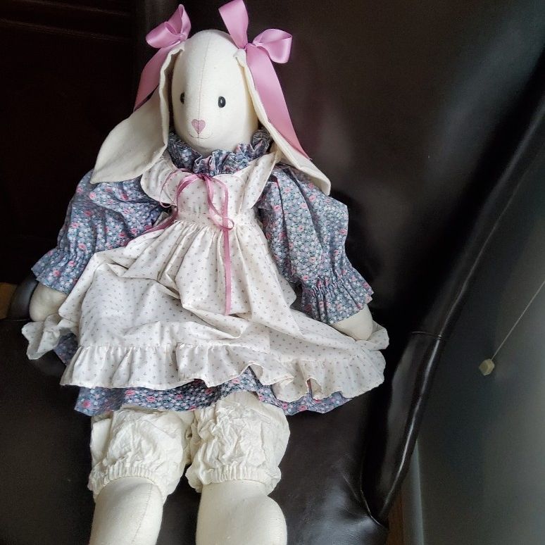 BUNNY/CLOTH BODY WITH PANTALOONS AND PINAFORE DRESS
