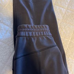 lululemon soft stream pants 