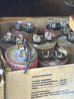 Bulk Lot of Dual & Single Run HVAC / Motor Capacitors (370VAC)