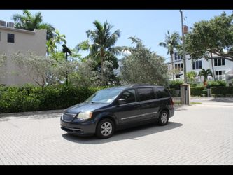 2013 Chrysler Town & Country
