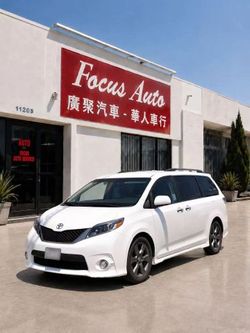 2017 Toyota Sienna