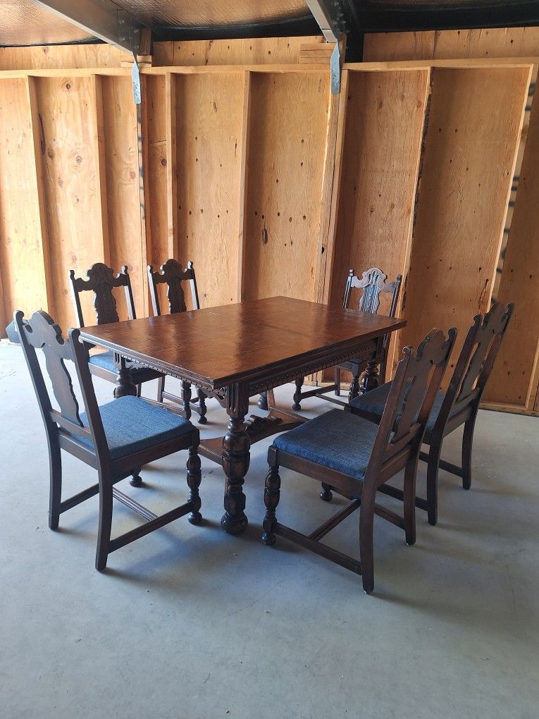 Antique Table (($160 FIRM))