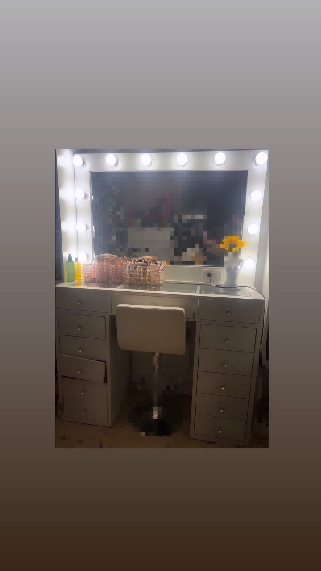 Makeup Vanity