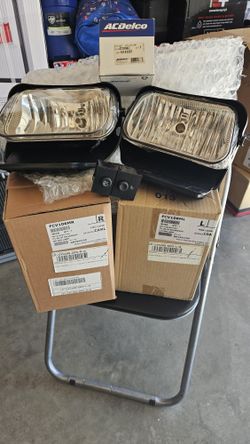 Set Of Fog Lights With Original Switch 