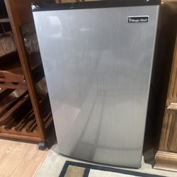 Mini Fridge Like New 