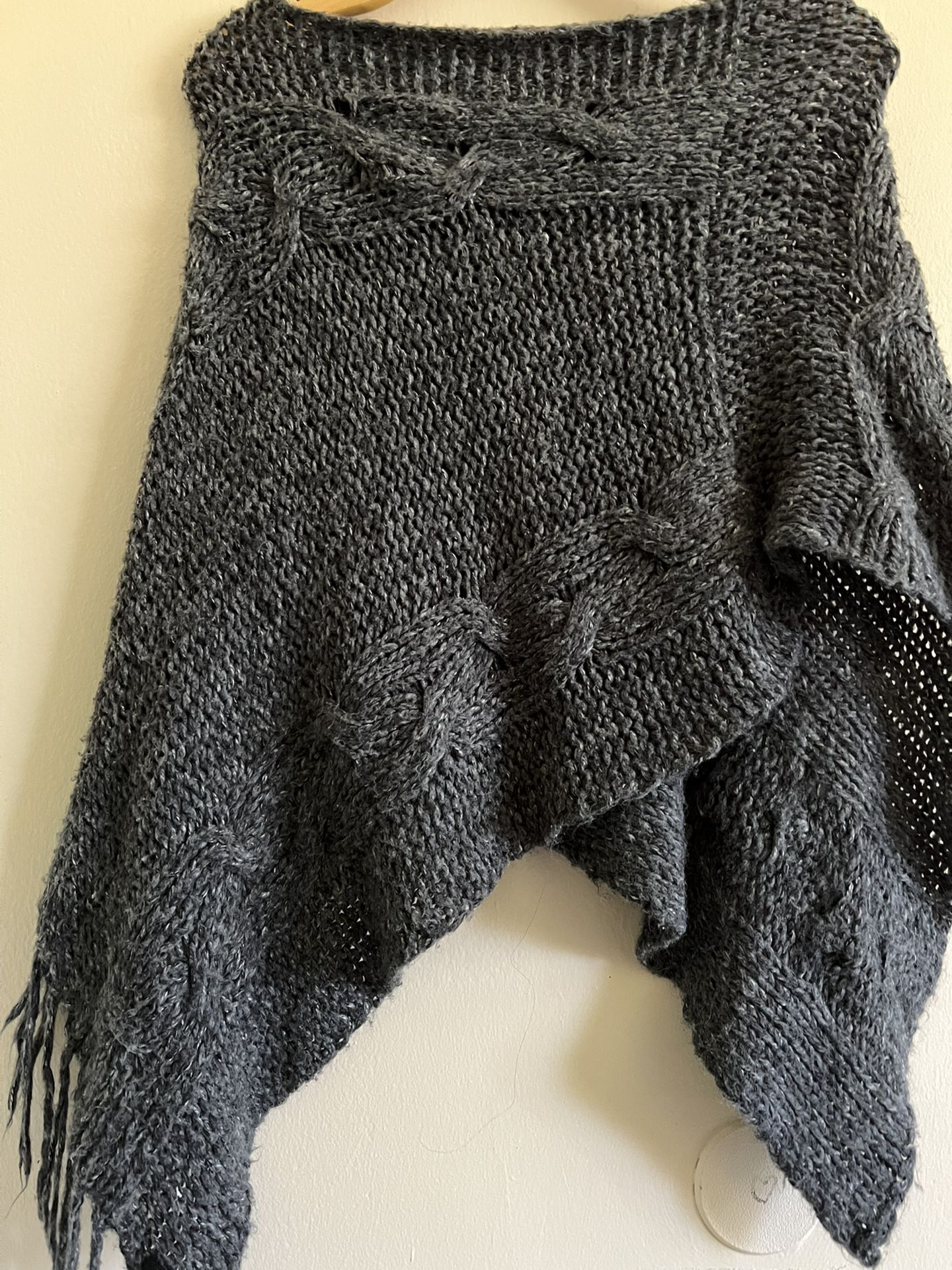 O’Neill Knitted Poncho