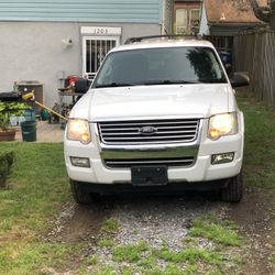2010 Ford Explorer